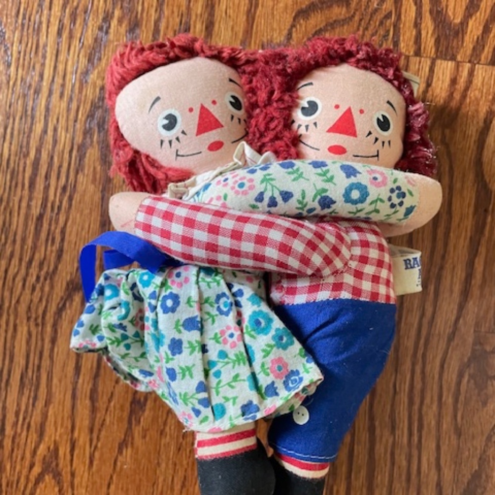 Vintage Knickerbocker's 7” Raggedy Ann and Andy Hugging Plush Dolls
